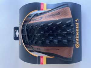 Plášť CONTINENTAL Cross King ProTection Bernstein kevlar - 29x2.2