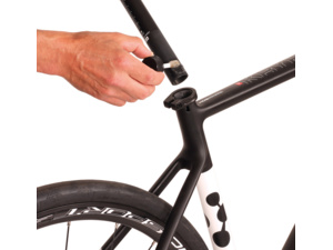 CYCLUS TOOLS carbon grip paste - 30 g brush-in cap dispenser