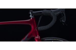 LOOK 785 Huez Disc Rival Etap Interference Red Mat/Glossy Fulcrum Racing 900 Wheel