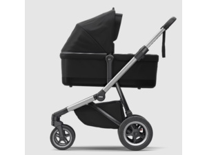 THULE Sleek Midnight Black on Black