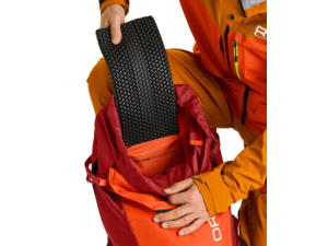 Batoh ORTOVOX Ravine 28 Arctic Grey