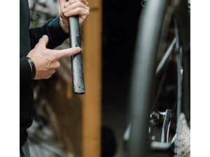 Montážní pasta DYNAMIC Carbon Assembly Paste