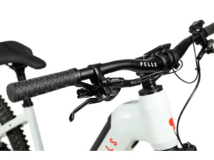 Thorr Bosch Lowstep Cream/red