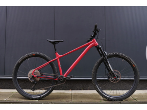 PELLS Root 1 Brick Red - L TEST