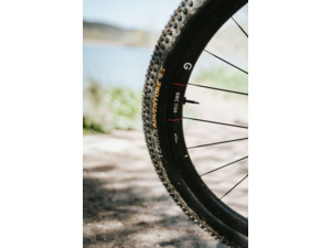 Plášť CONTINENTAL Terra Adventure Trail Grip kevlar graphit-reflex skin - 29x2.2