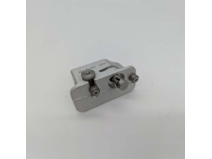 Nástroj SNOWGLIDE na odstraňování plastů/zikralů z bočních hran