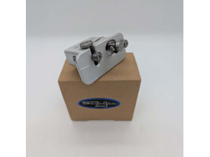 Nástroj SNOWGLIDE na odstraňování plastů/zikralů z bočních hran