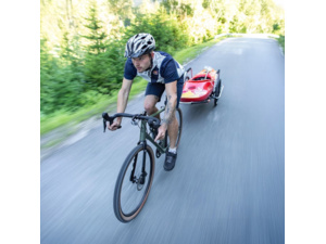 Vozík za kolo pro sportovní vybavení