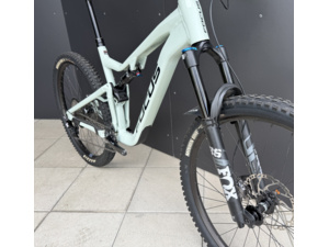 Testovací kolo FOCUS Jam 6.8 Sky Grey - XL