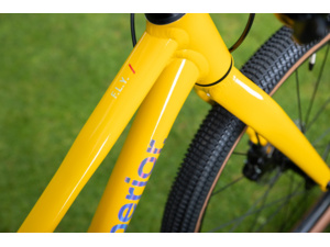 SUPERIOR F.LY. 24 Gloss Yellow
