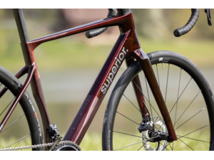 SUPERIOR XR 9.7 GF Gloss Carbon Red