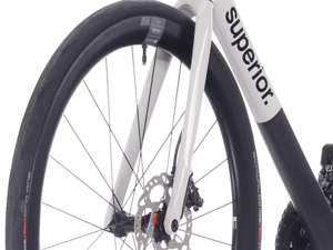 SUPERIOR RR 9.6 Matte Carbon/White