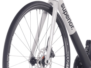 SUPERIOR RR 9.5 Matte Carbon/White