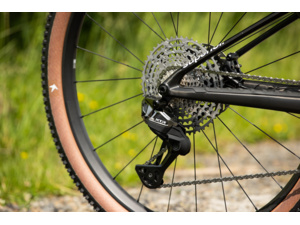 SUPERIOR XF 9.9 Team Red Carbon/Matte Carbon