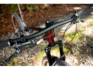 SUPERIOR XF 9.6 Team Red Carbon/Matte Carbon