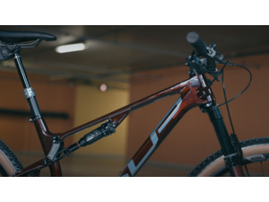 SUPERIOR Team XF 29 Factory Racing Gloss Carbon Red