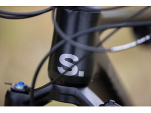 SUPERIOR XF 9.7 RC Matte Carbon