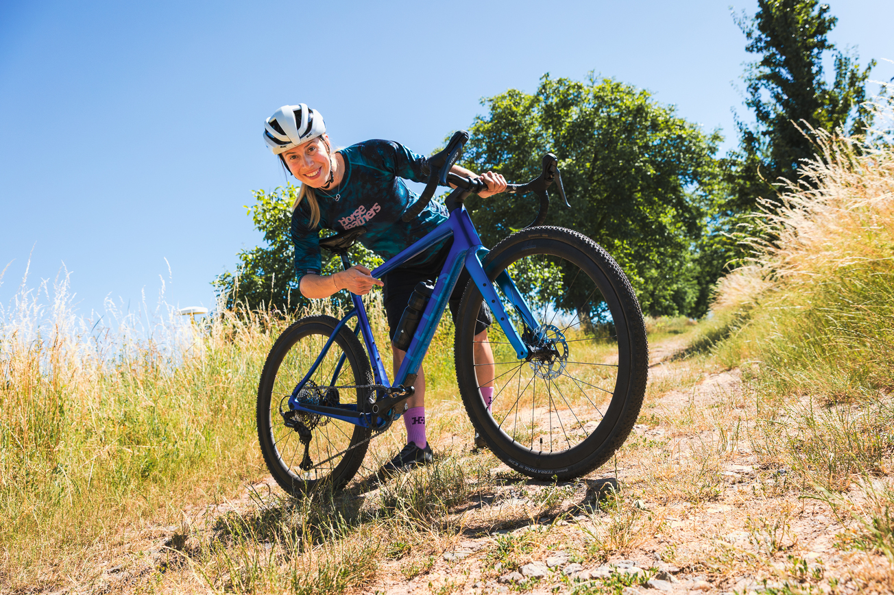 Eva Adamczyková a Pells RAW 1